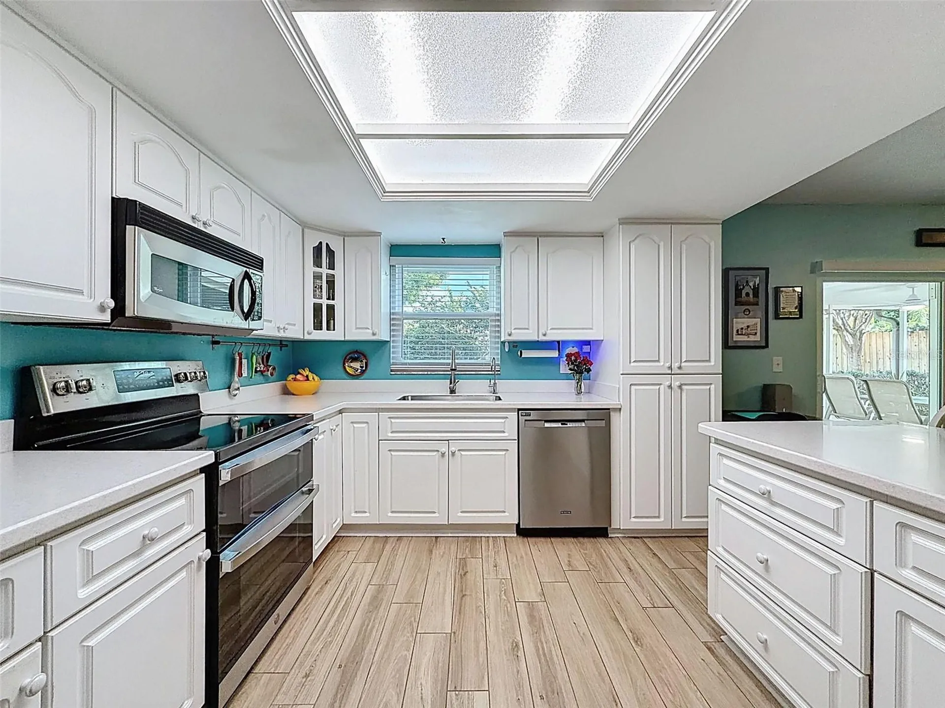 7923 Singing Court Place Tampa FL 33615