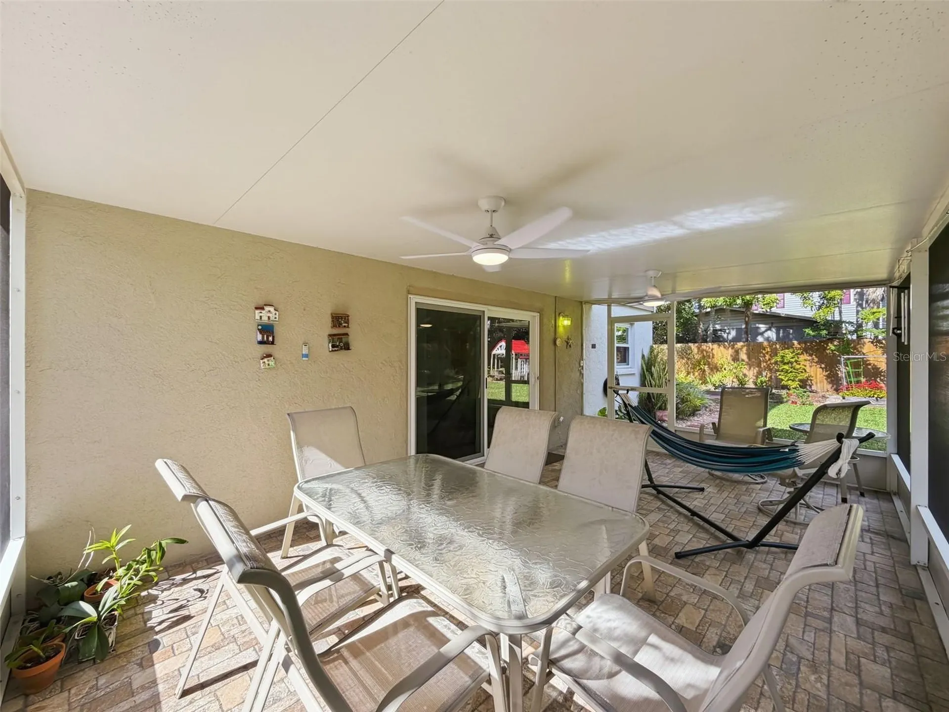 7923 Singing Court Place Tampa FL 33615