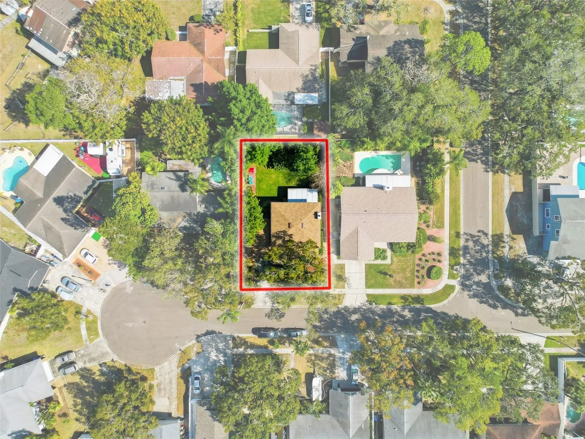 7923 Singing Court Place Tampa FL 33615