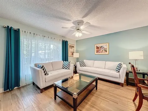 7923 Singing Court Place Tampa FL 33615