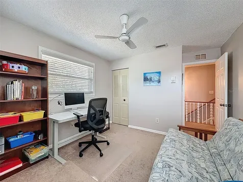 7923 Singing Court Place Tampa FL 33615