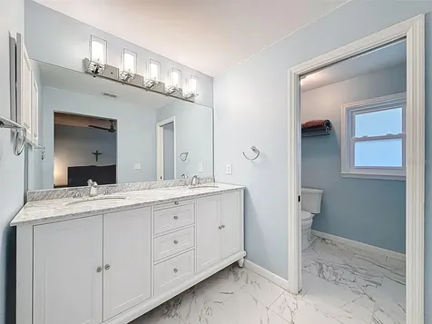 7923 Singing Court Place Tampa FL 33615