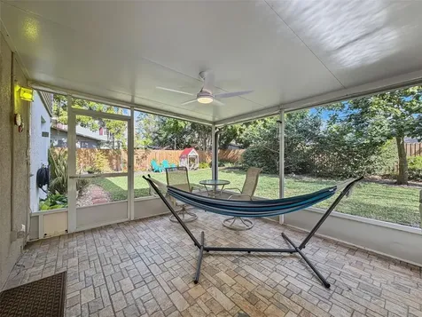 7923 Singing Court Place Tampa FL 33615