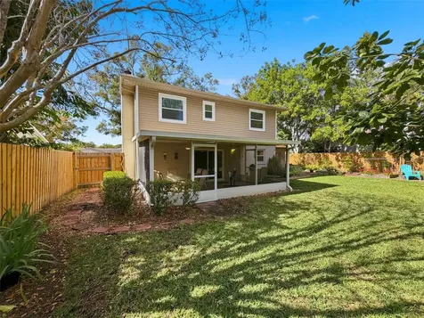 7923 Singing Court Place Tampa FL 33615