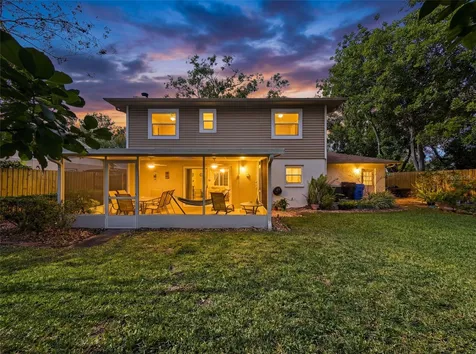 7923 Singing Court Place Tampa FL 33615