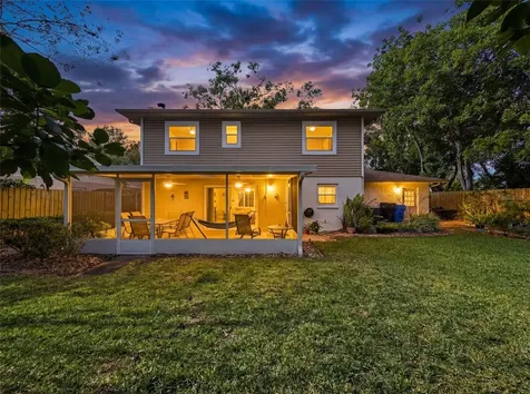 7923 Singing Court Place Tampa FL 33615