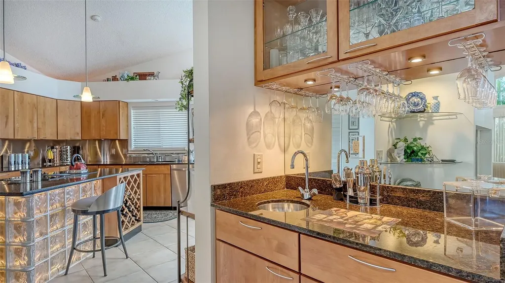 8142 Misty Oaks Boulevard Sarasota FL 34243