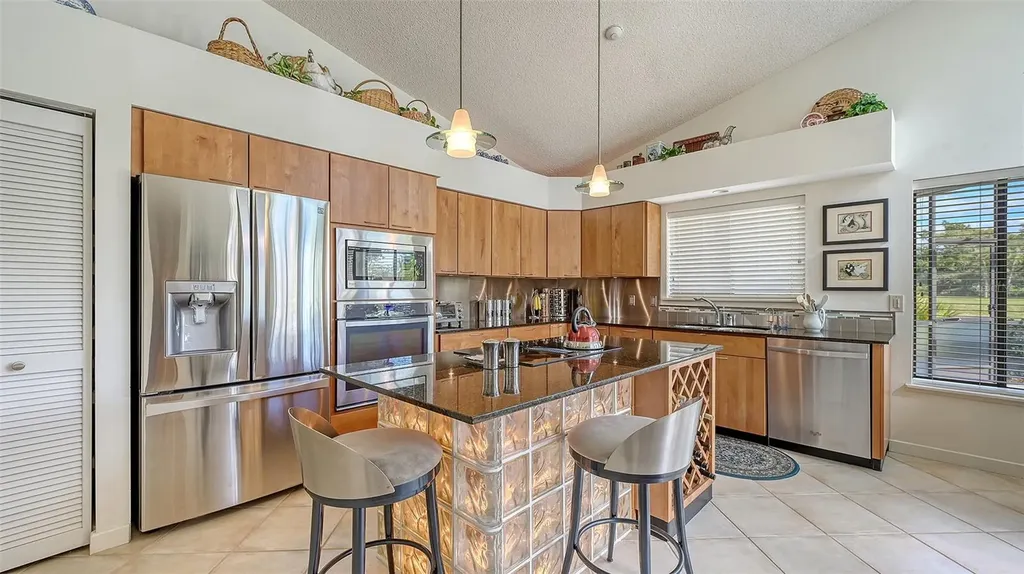 8142 Misty Oaks Boulevard Sarasota FL 34243