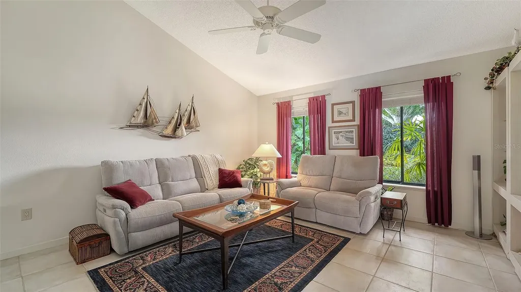 8142 Misty Oaks Boulevard Sarasota FL 34243
