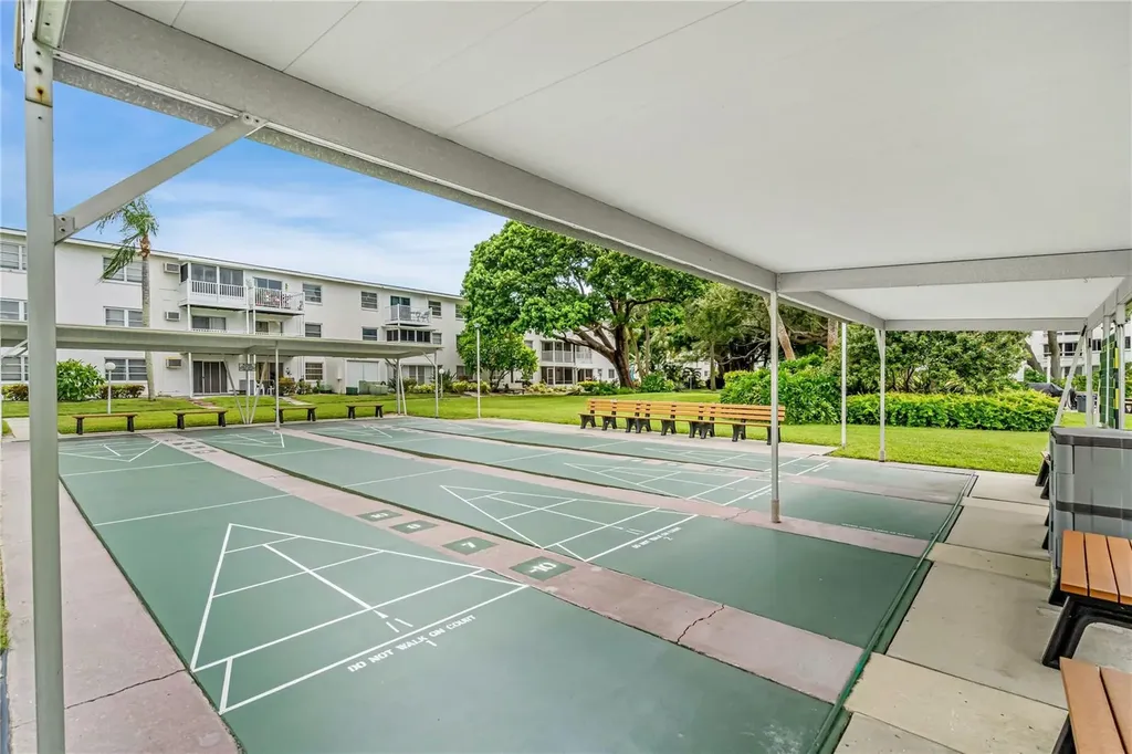 2211 Sunset Drive Bradenton FL 34207