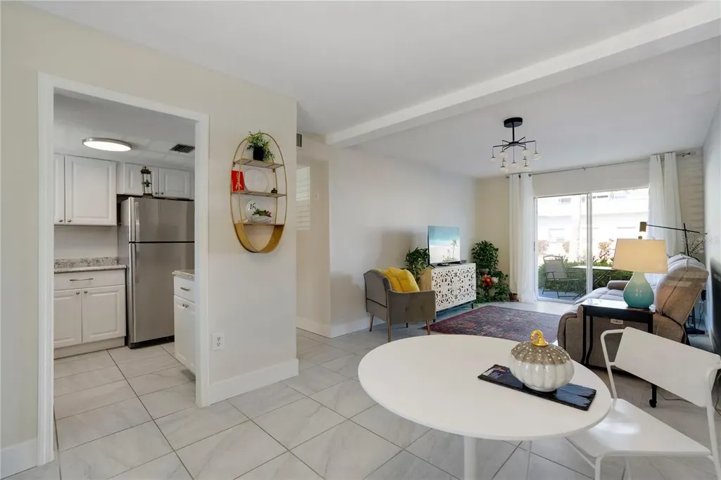 2211 Sunset Drive Bradenton FL 34207