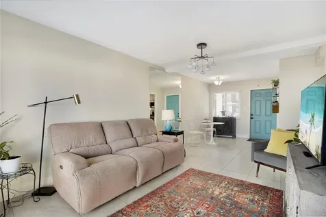 2211 Sunset Drive Bradenton FL 34207