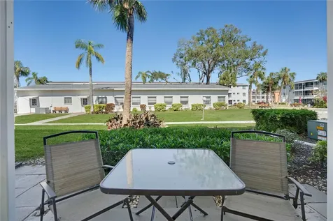 2211 Sunset Drive Bradenton FL 34207