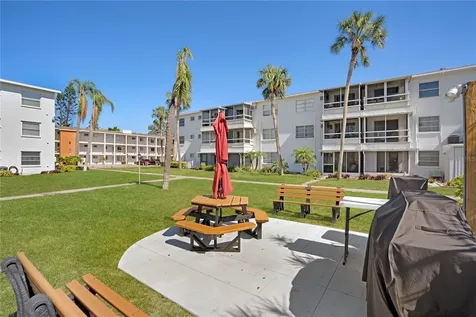 2211 Sunset Drive Bradenton FL 34207