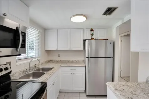 2211 Sunset Drive Bradenton FL 34207