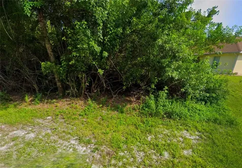 2 Kohlenberg Avenue North Port FL 34288