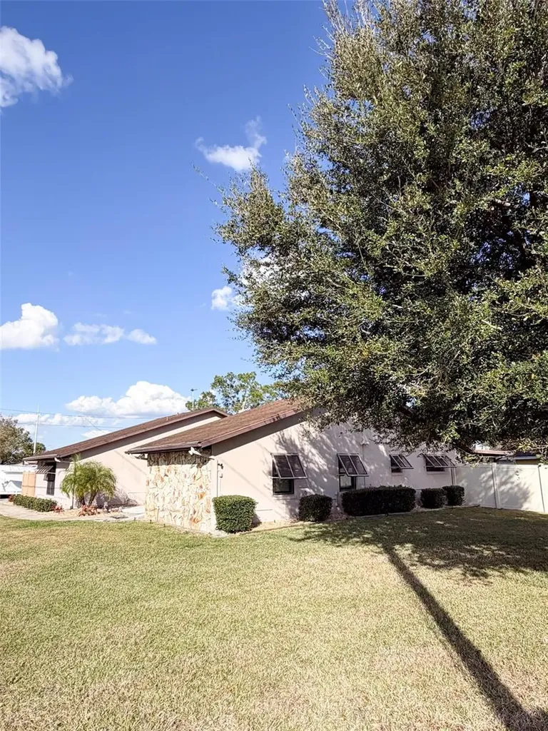404 N Heron Street Sebring FL 33870