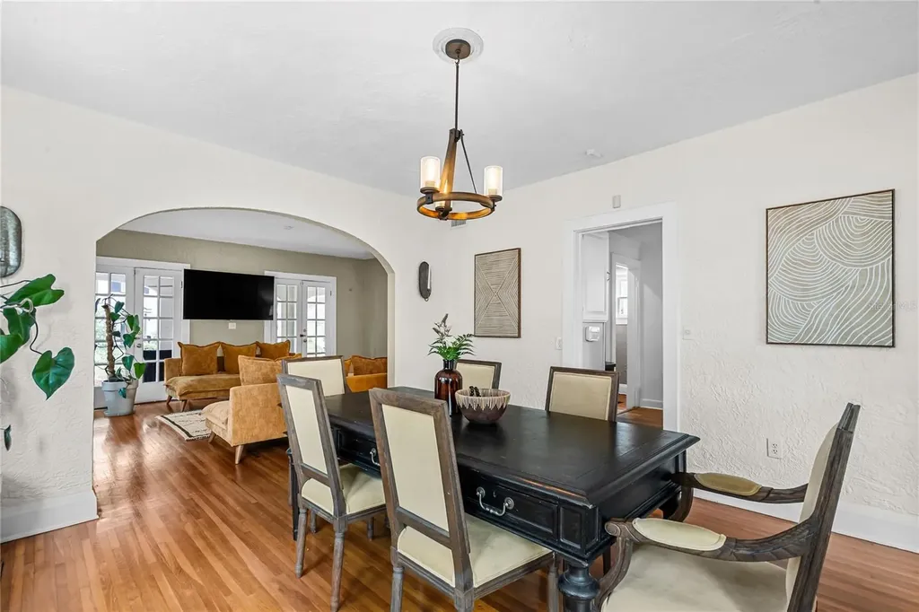 210 Phillips Place Orlando FL 32806