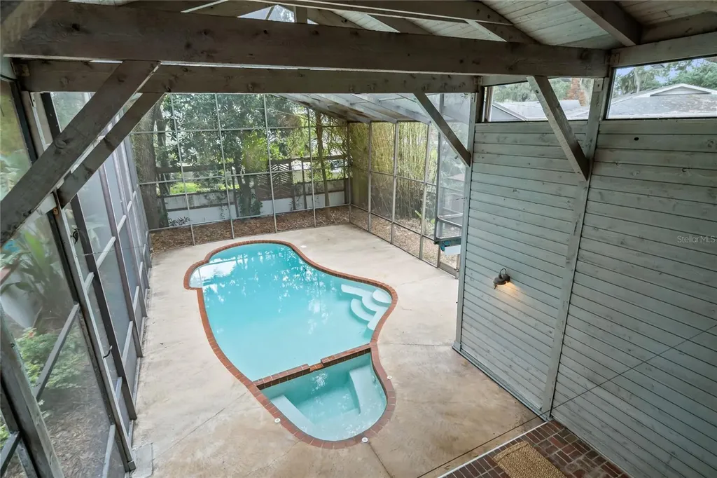 210 Phillips Place Orlando FL 32806