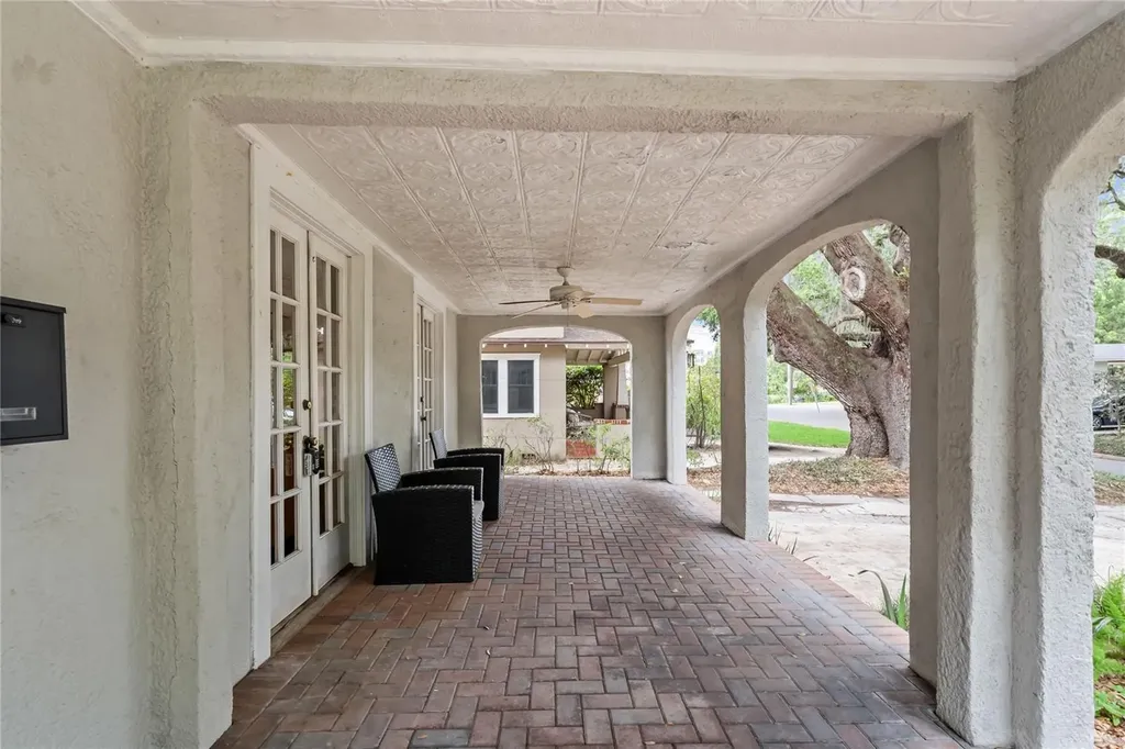 210 Phillips Place Orlando FL 32806
