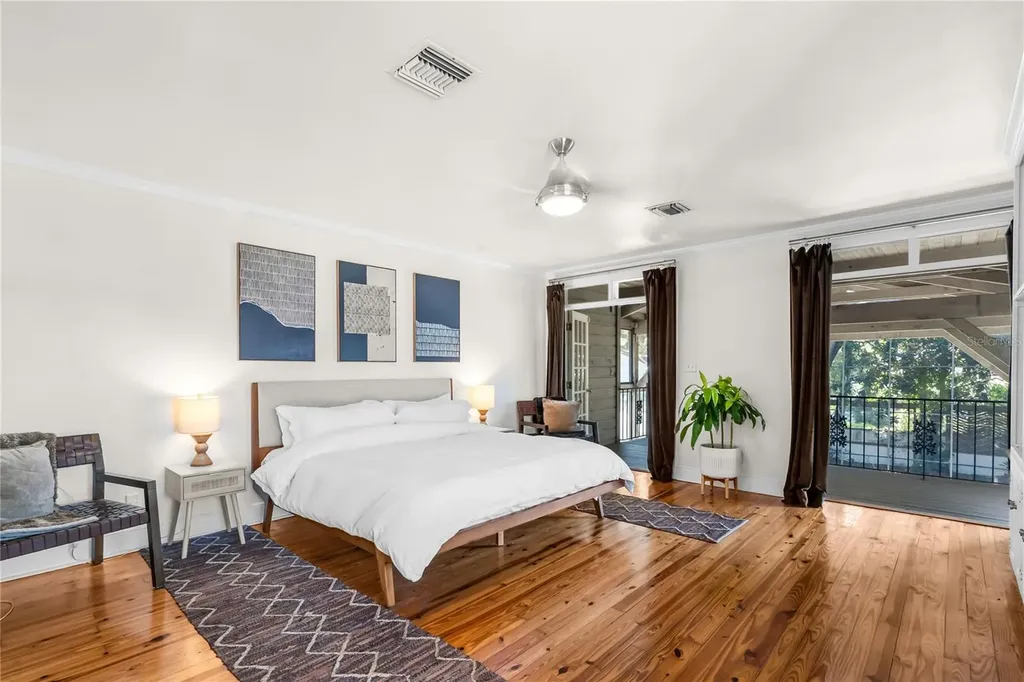 210 Phillips Place Orlando FL 32806