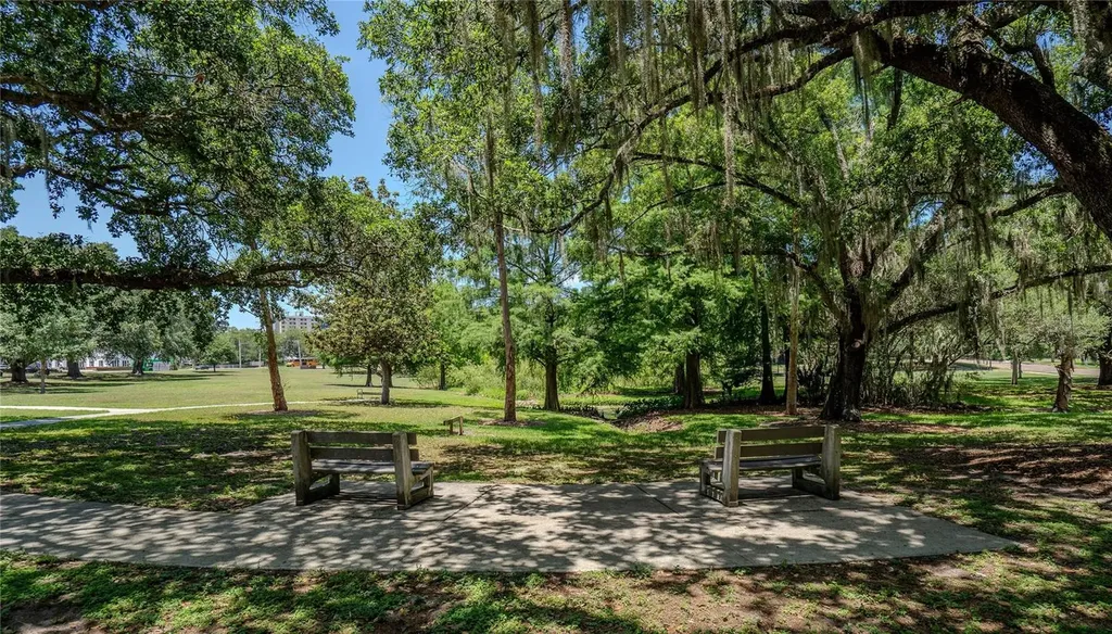 210 Phillips Place Orlando FL 32806