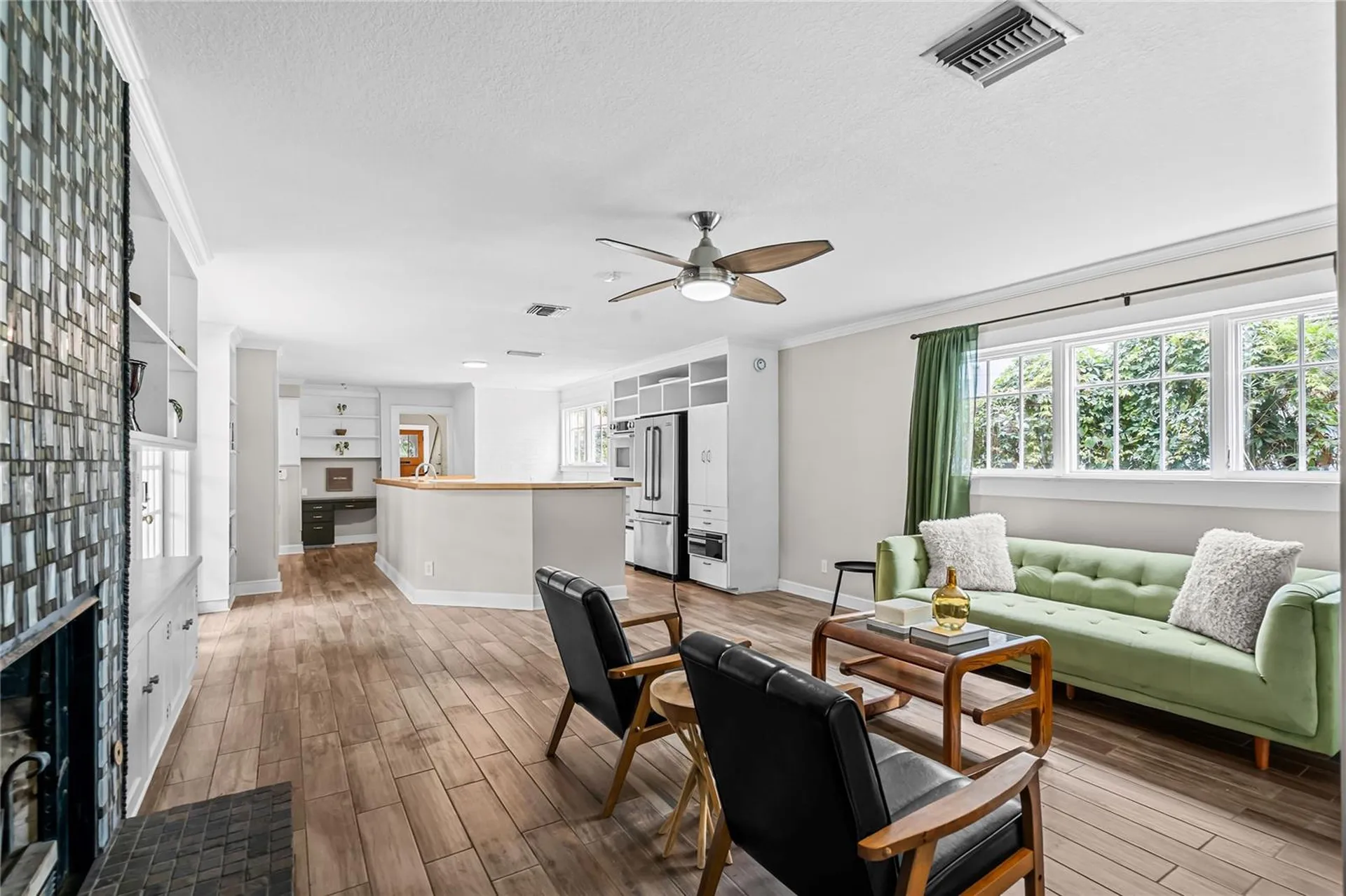 210 Phillips Place Orlando FL 32806