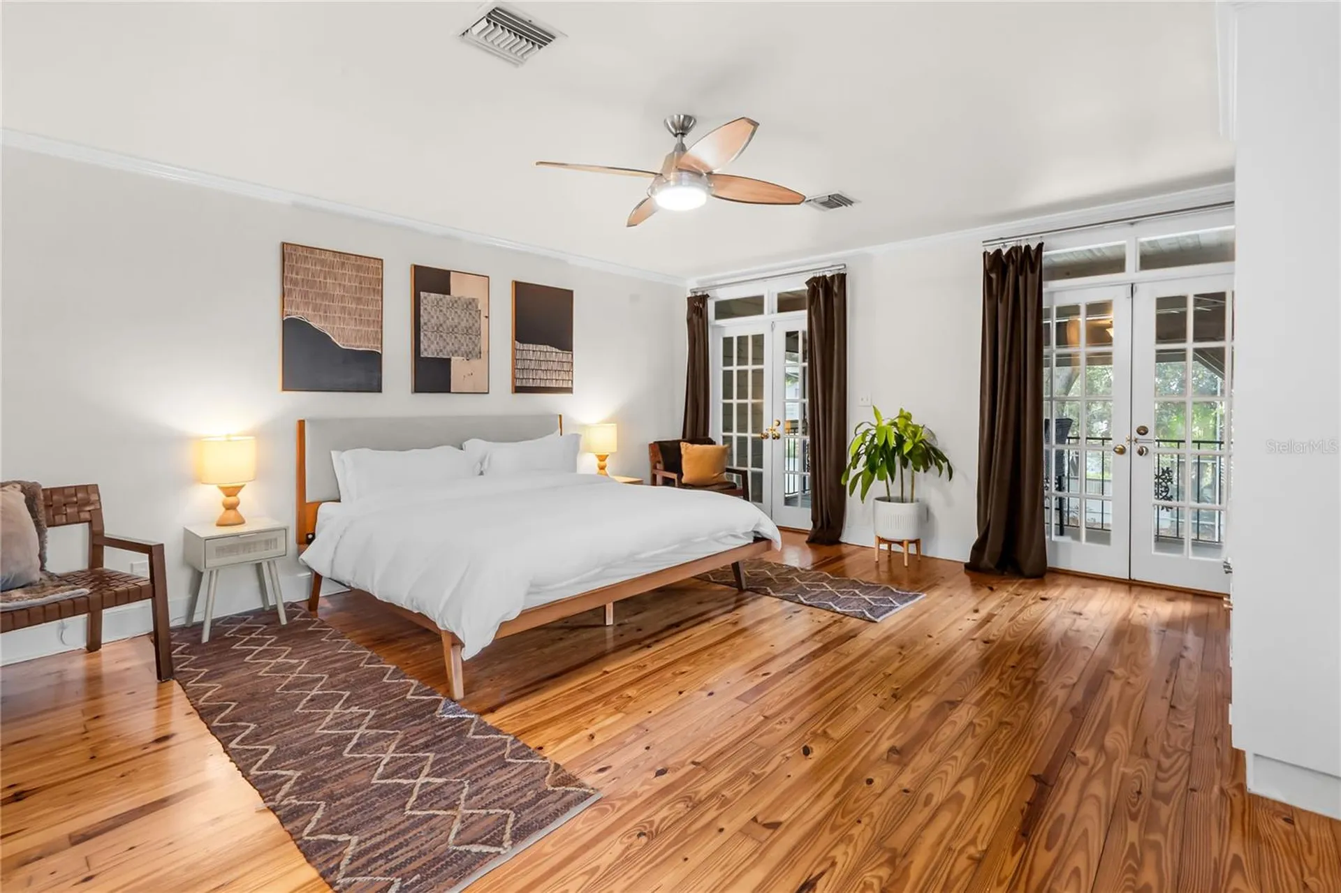 210 Phillips Place Orlando FL 32806