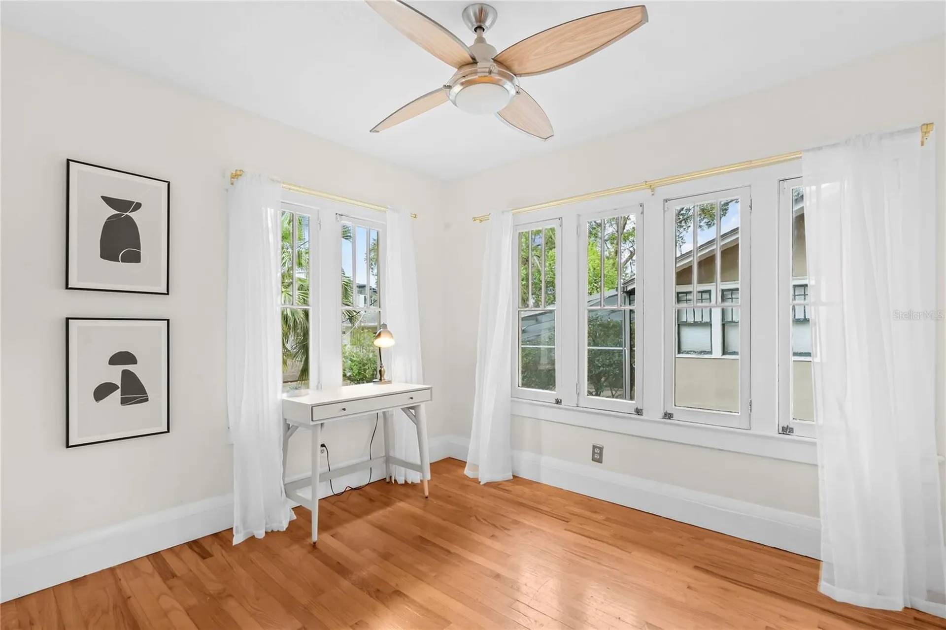 210 Phillips Place Orlando FL 32806