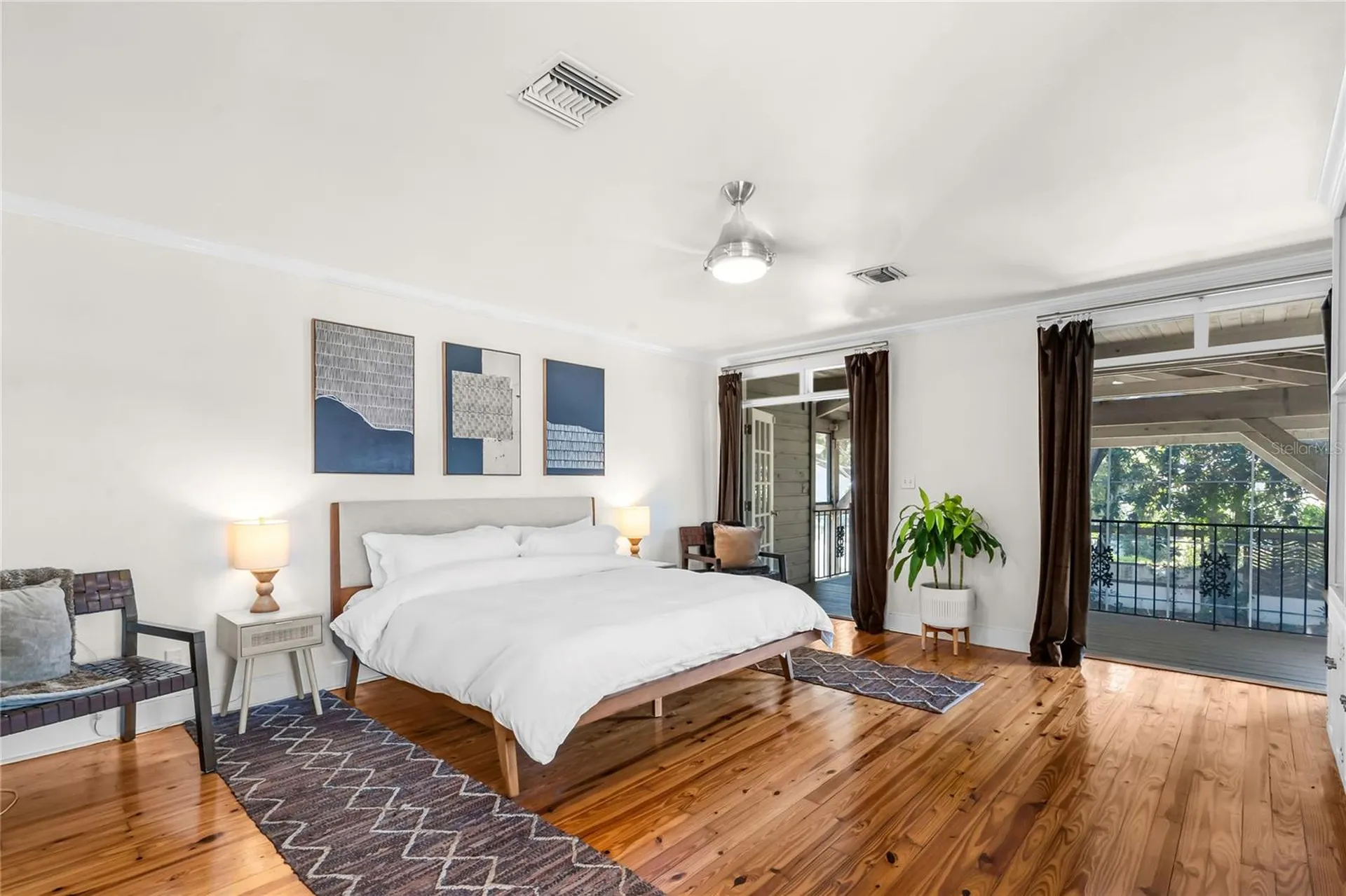 210 Phillips Place Orlando FL 32806