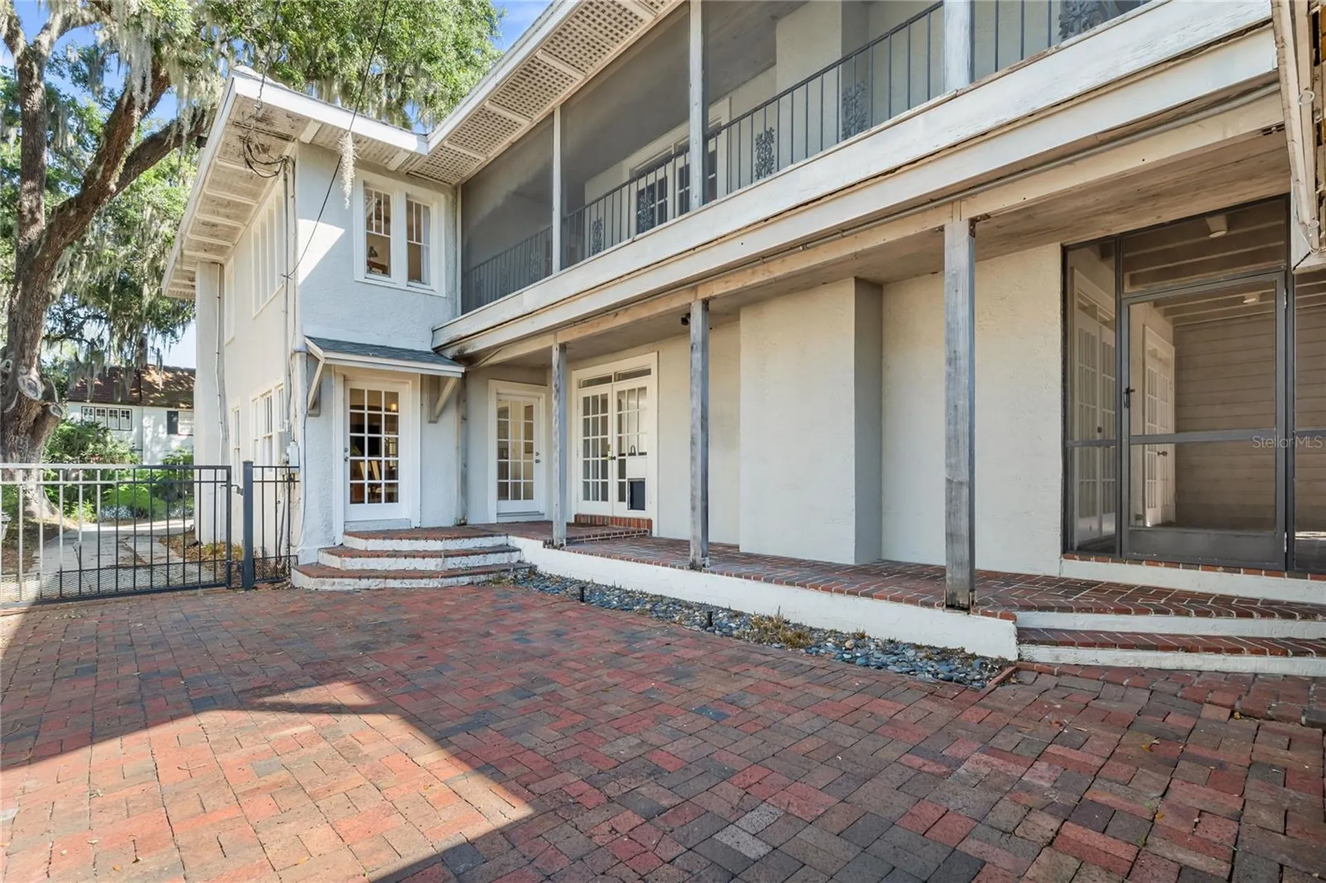 210 Phillips Place Orlando FL 32806