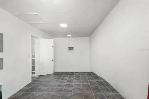 210 Phillips Place Orlando FL 32806