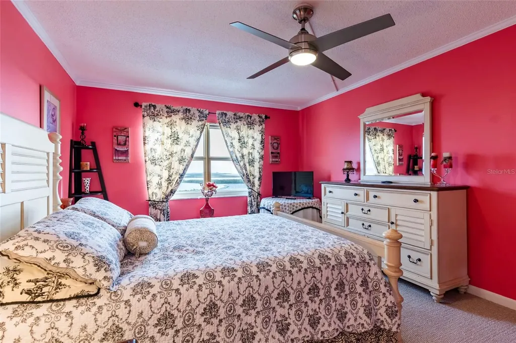 9 Haig Place Dunedin FL 34698