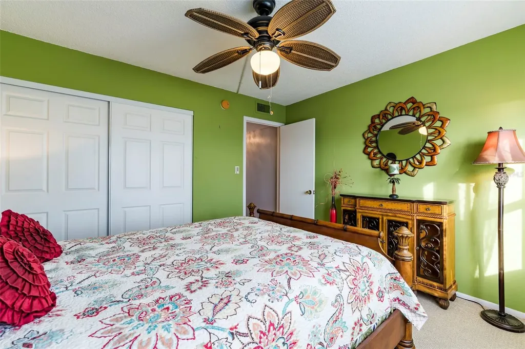 9 Haig Place Dunedin FL 34698