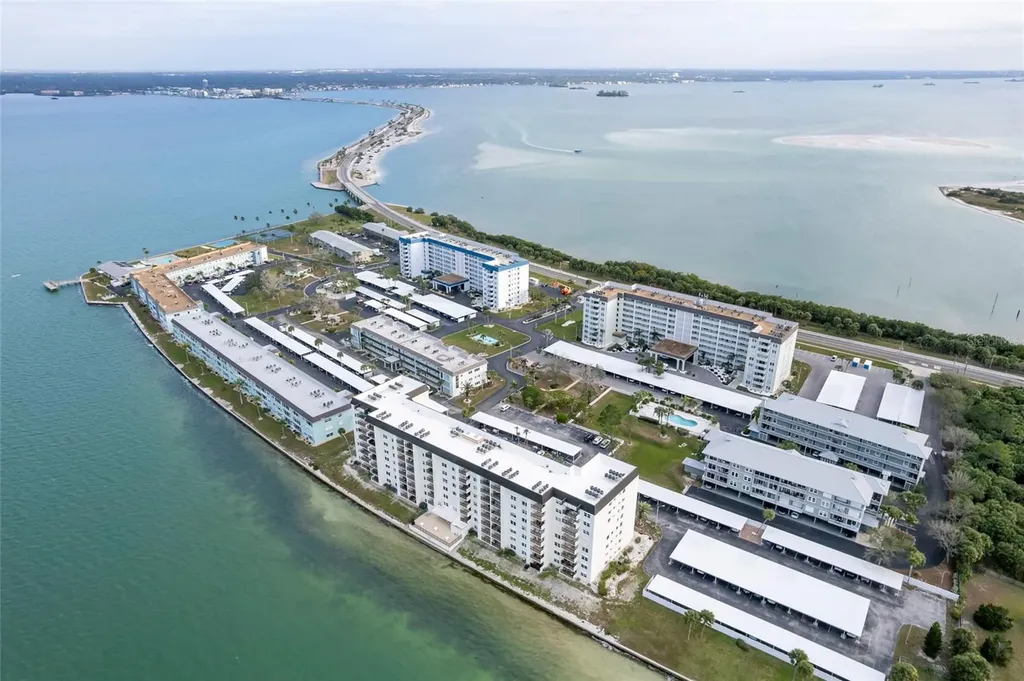 9 Haig Place Dunedin FL 34698