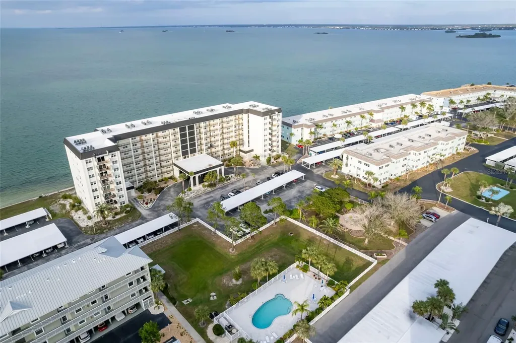 9 Haig Place Dunedin FL 34698