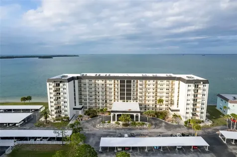9 Haig Place Dunedin FL 34698