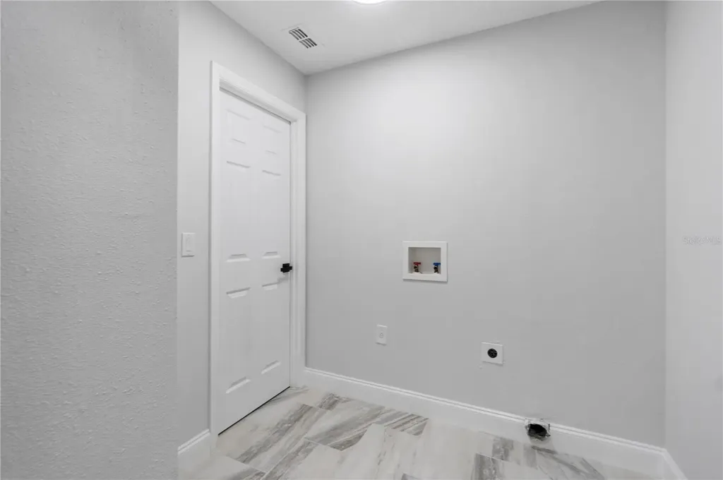 1893 Vale Drive Clermont FL 34711
