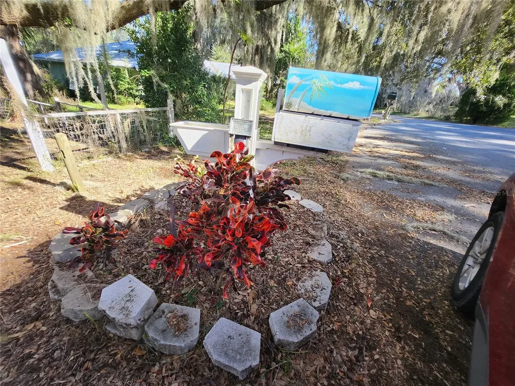25 Emerald Drive Ocala FL 34472