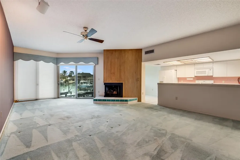 900 Pinellas Bayway S Tierra Verde FL 33715