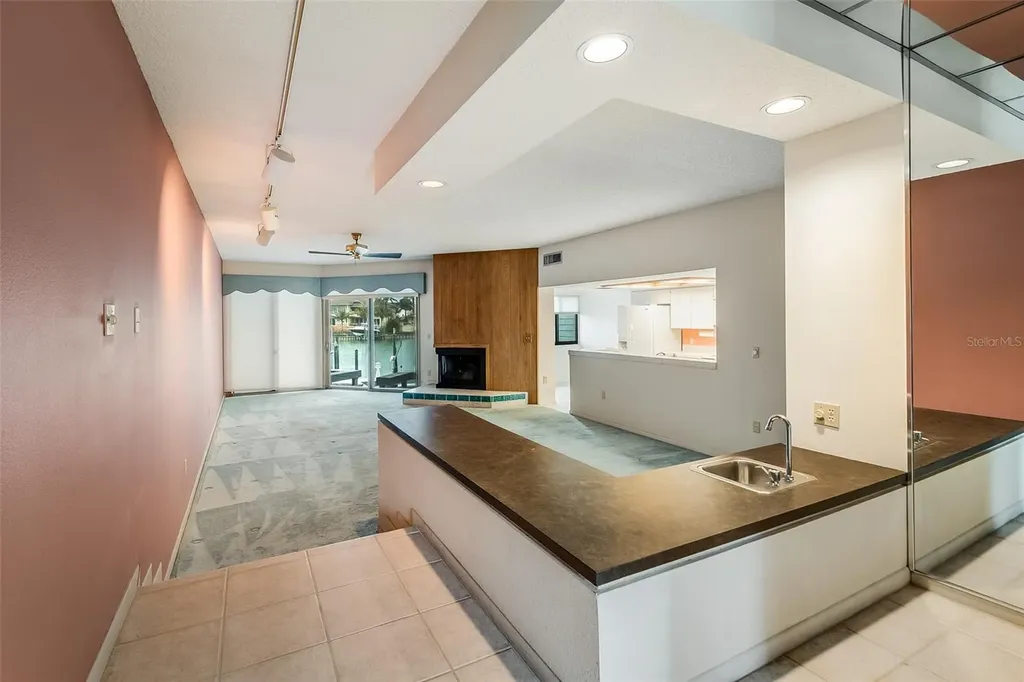 900 Pinellas Bayway S Tierra Verde FL 33715