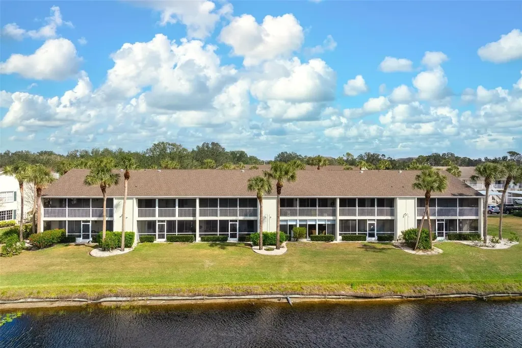 202 Silver Lake Drive Venice FL 34292