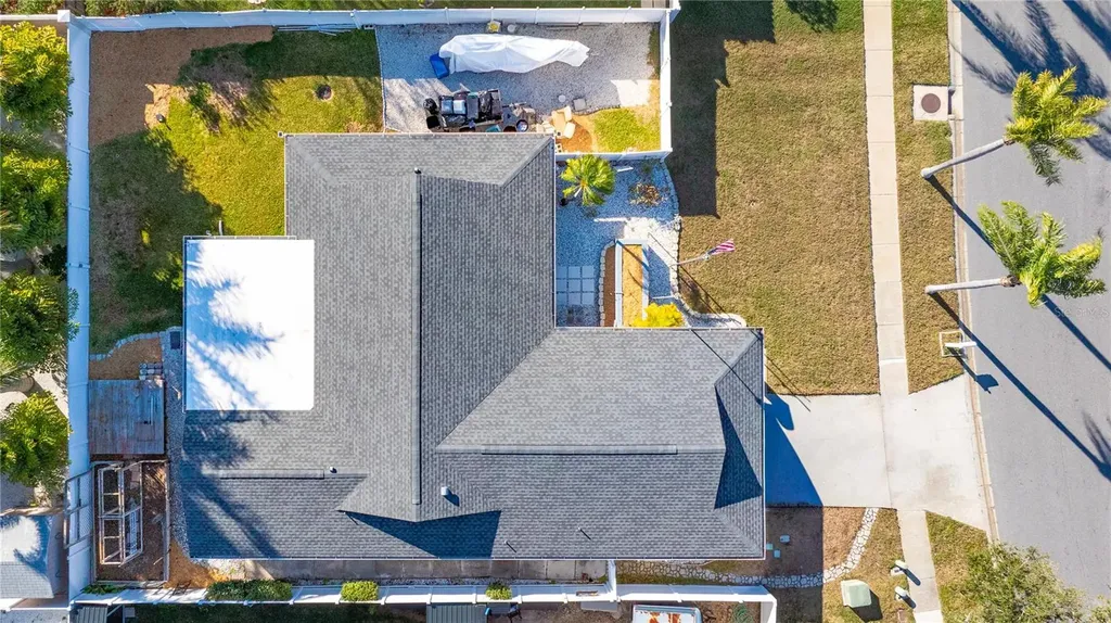 9407 Laura Anne Drive Seminole FL 33776