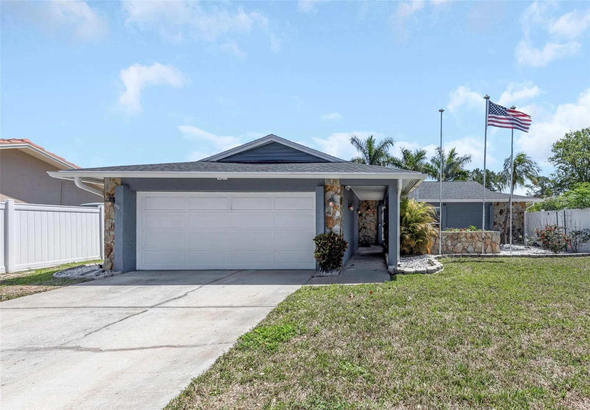 9407 Laura Anne Drive Seminole FL 33776