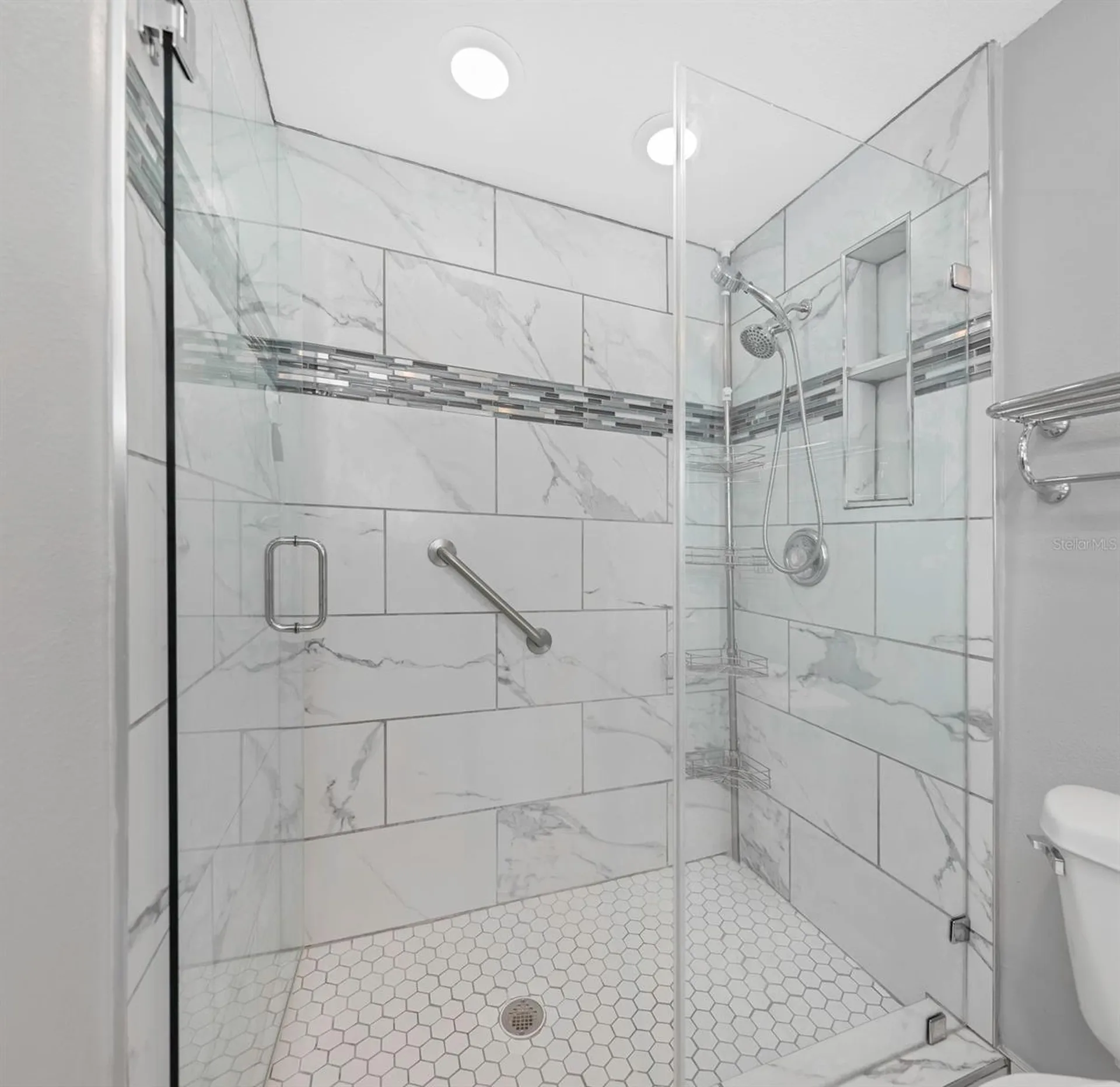 9407 Laura Anne Drive Seminole FL 33776