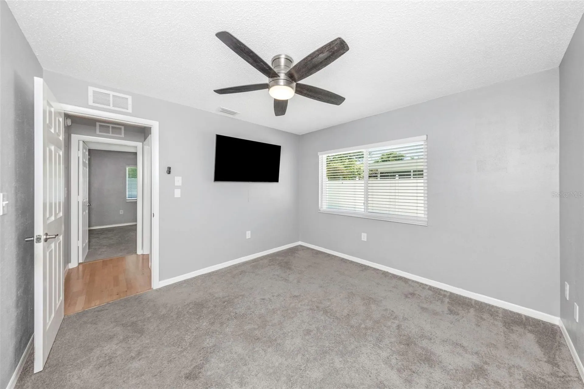 9407 Laura Anne Drive Seminole FL 33776