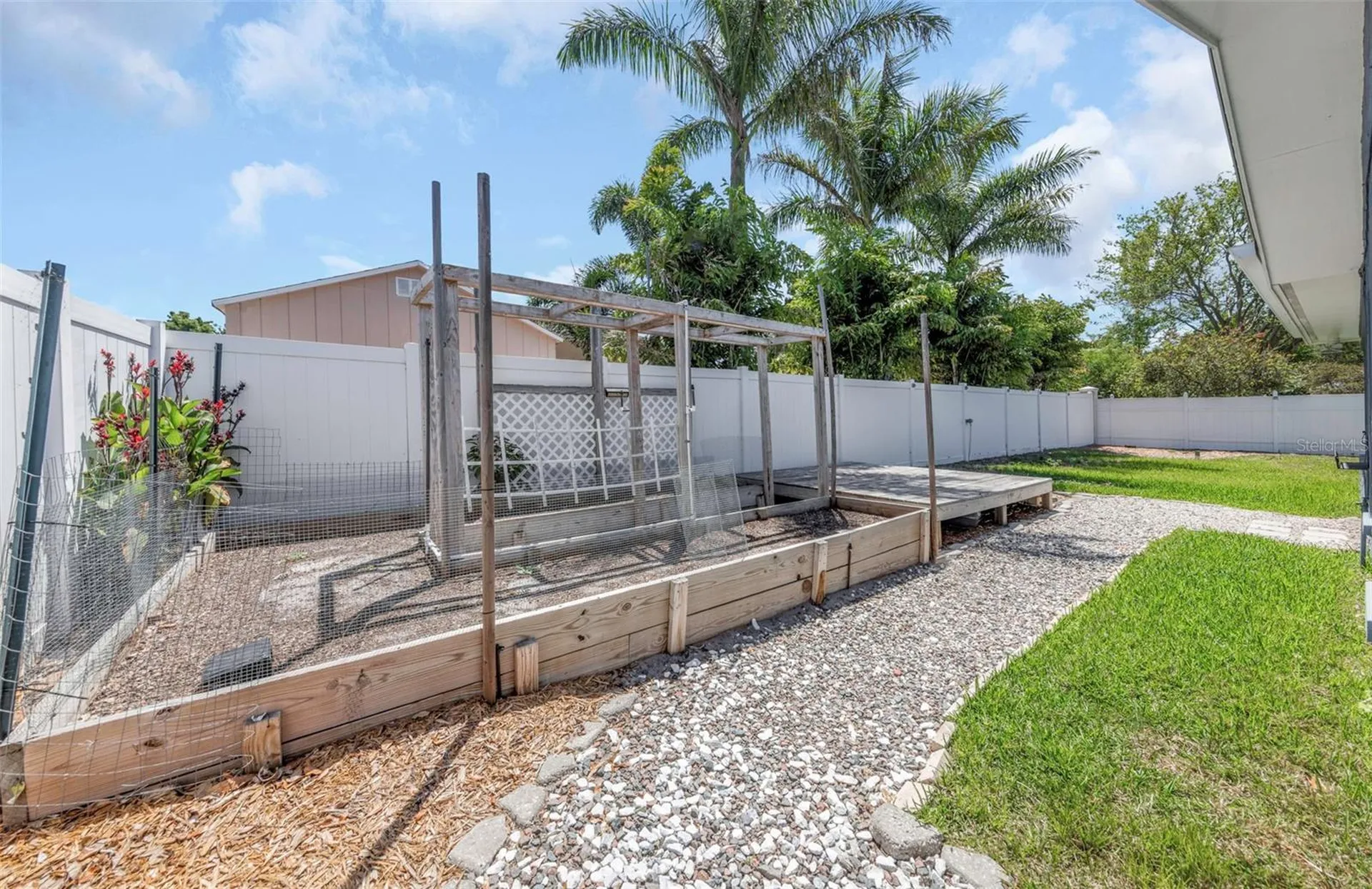 9407 Laura Anne Drive Seminole FL 33776
