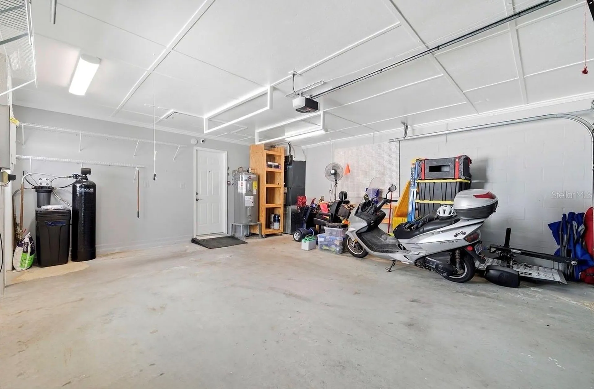 9407 Laura Anne Drive Seminole FL 33776
