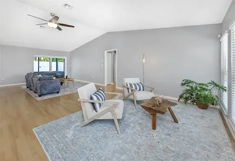 9407 Laura Anne Drive Seminole FL 33776