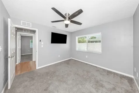 9407 Laura Anne Drive Seminole FL 33776